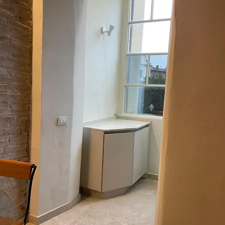 - Broseta 32 아파트